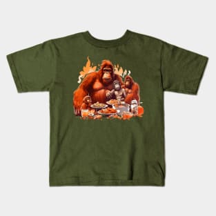 Orangutan Family Thanksgiving Kids T-Shirt